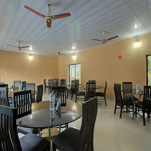 *** Hotel Oyo 9678 Misty Garden India