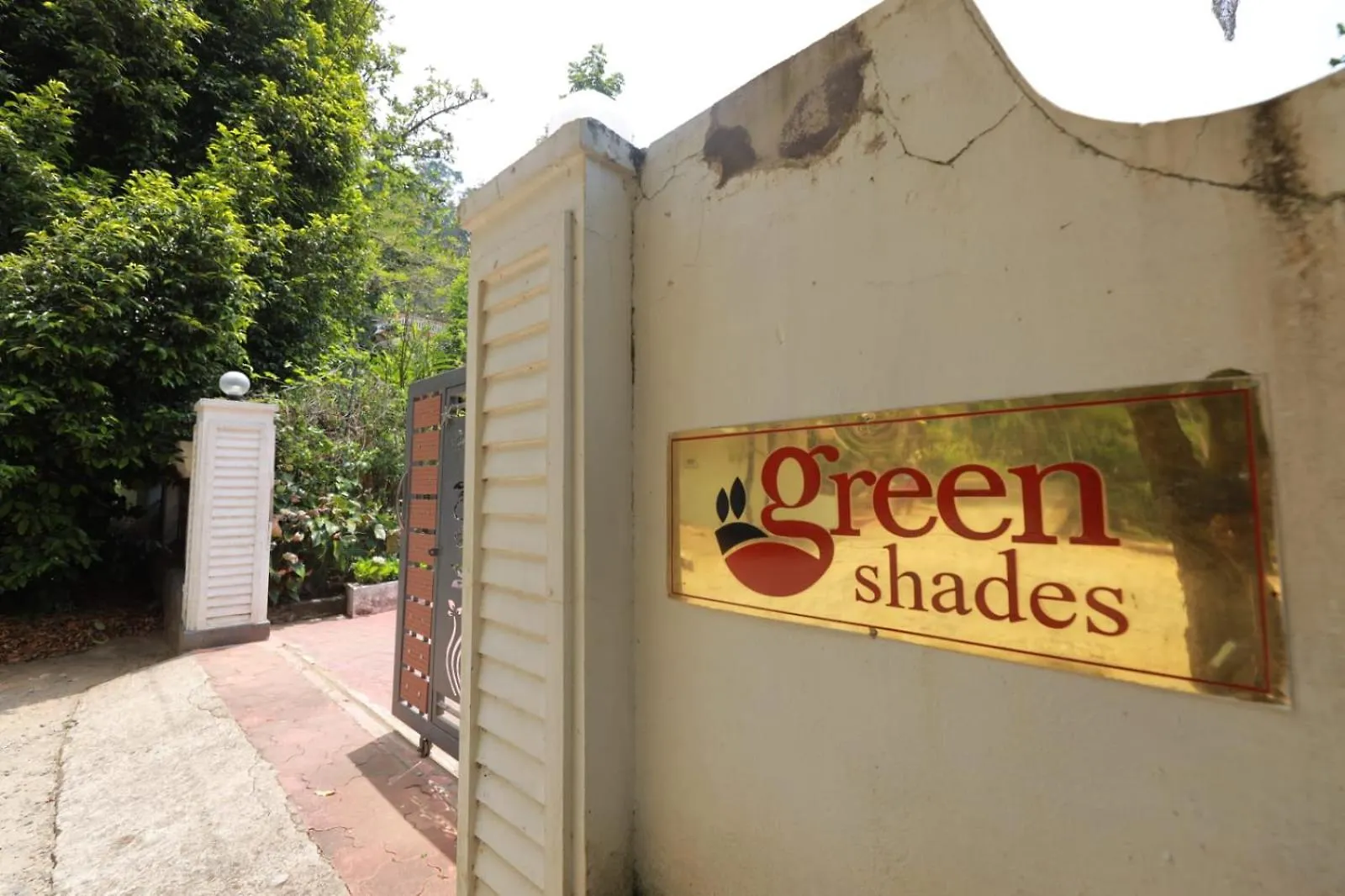 ホームステイ Green Shades ムンナル